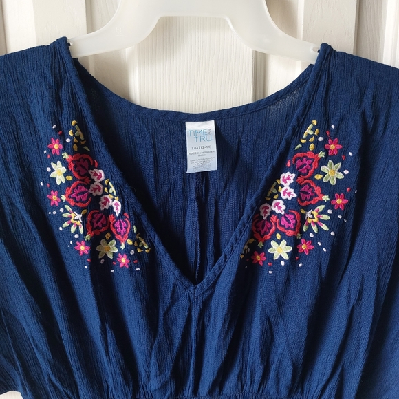 Time & Tru - Blue Floral Tunic Blouse - Picture 3 of 5